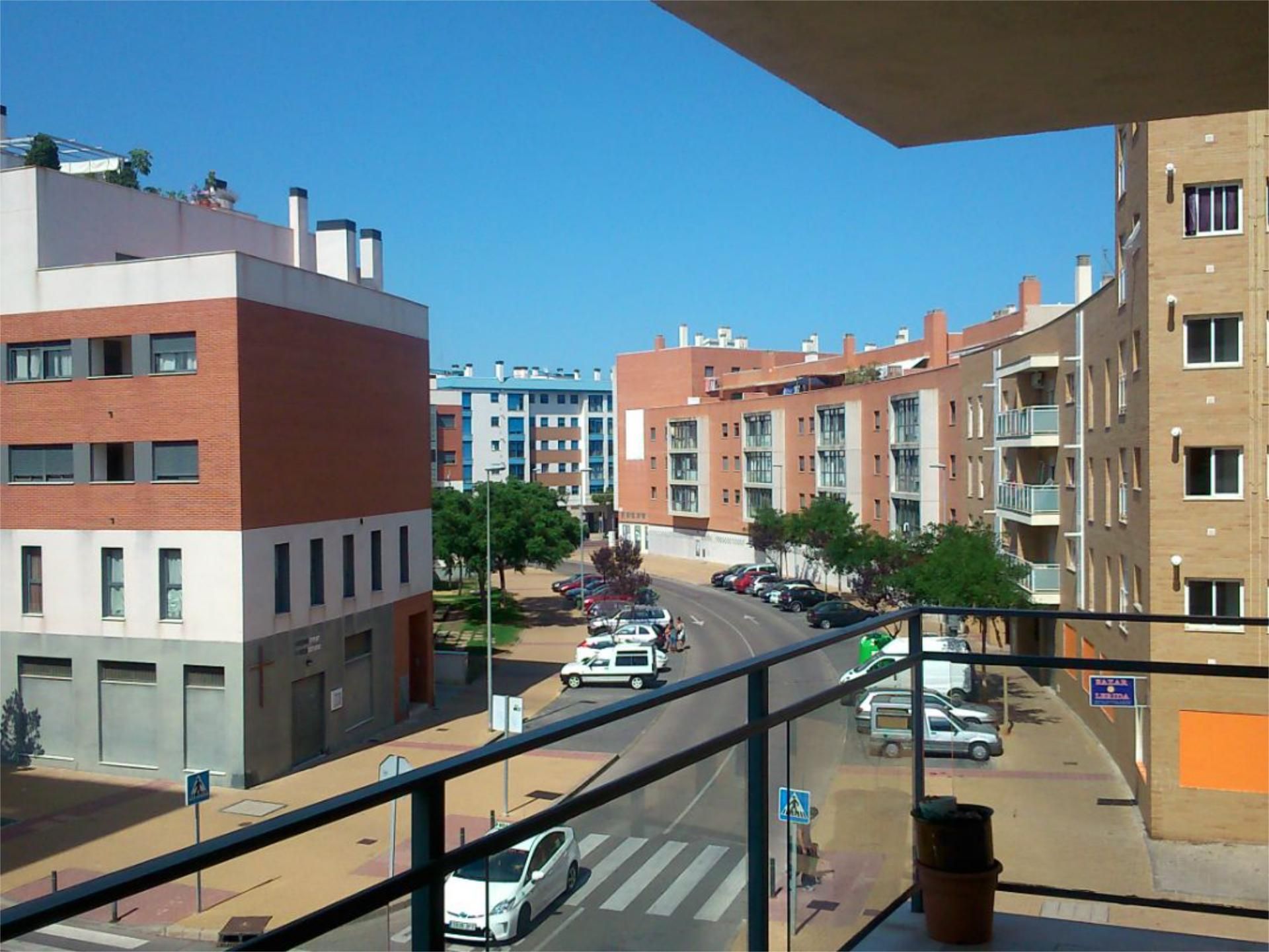 Exterior view of Flat to rent in Castellón de la Plana / Castelló de la Plana  with Air Conditioner, Heating and Terrace