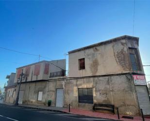 Vista exterior de Casa adosada en venda en Granja de Rocamora amb Terrassa