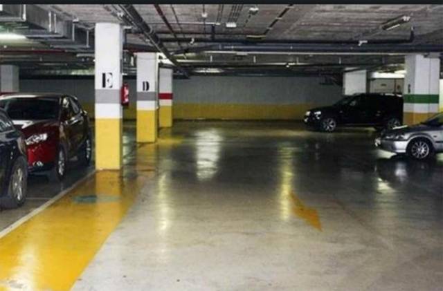 Garaje en Alquiler en Calle Doctor González Caraballo, 1-206 en Colores -  Entreparques