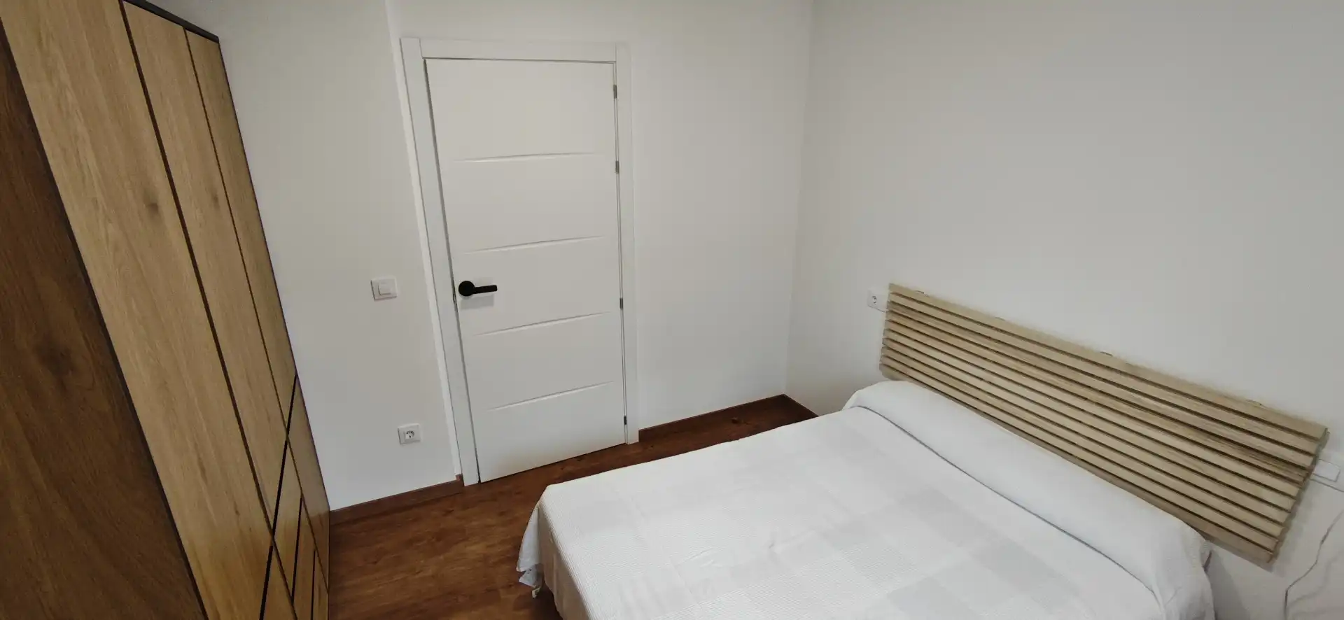 Habitación en Rúa de Vedra, 10, Castiñeiriño - Cruceiro de Sar Habitación en Rúa de Vedra, 10, Castiñeiriño - Cruceiro de Sar