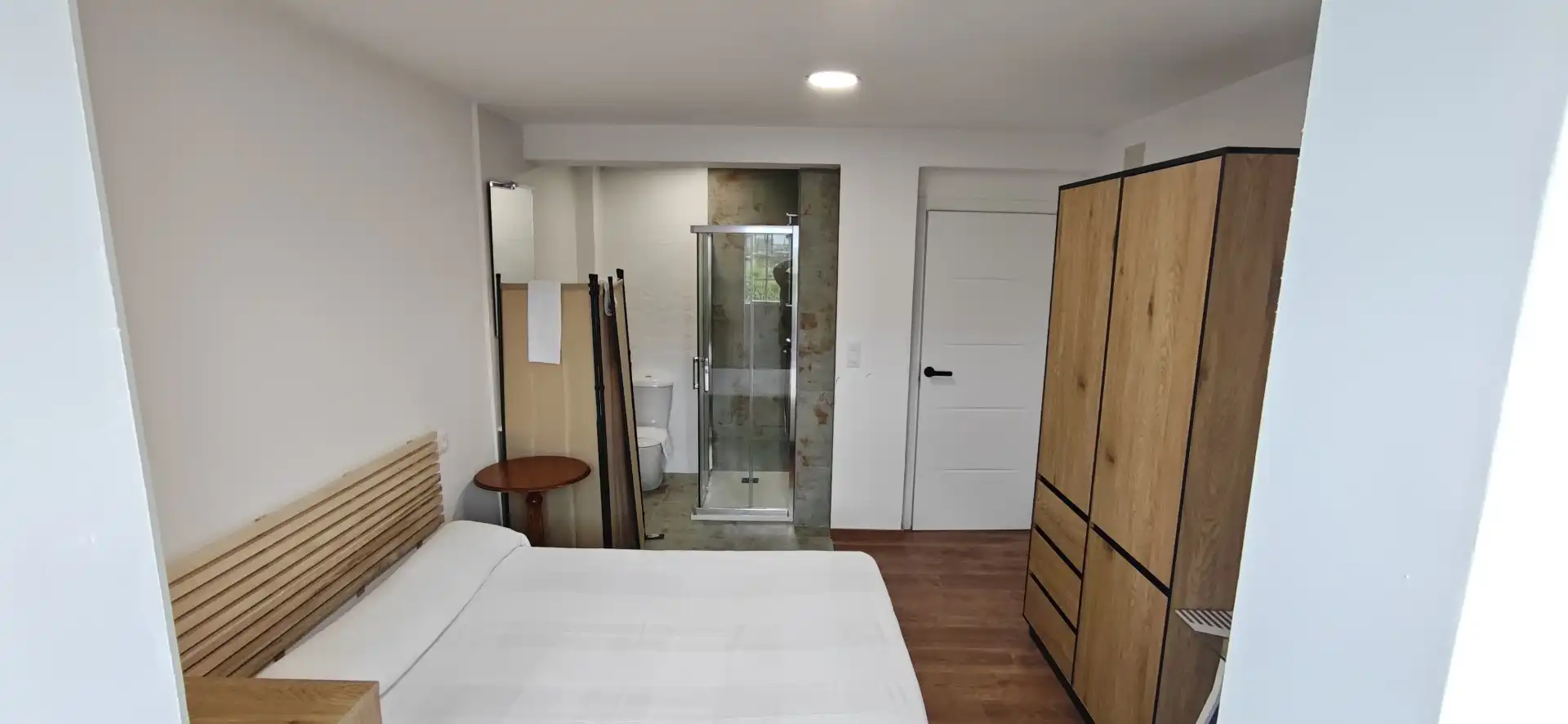 Habitación en Rúa de Vedra, 10, Castiñeiriño - Cruceiro de Sar Habitación en Rúa de Vedra, 10, Castiñeiriño - Cruceiro de Sar