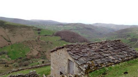 Flat for sale in Barrio Bustaleguin, 3, San Pedro del Romeral, Cantabria - image 2 Photo 2 of Flat for sale in Barrio Bustaleguin, 3, San Pedro del Romeral, Cantabria