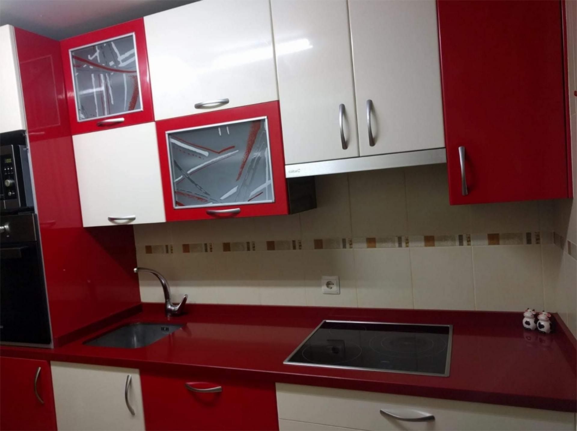 Cuina de Pis en venda en Calvarrasa de Abajo amb Calefacció, Parquet i Moblat