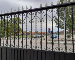 Außenansicht von Residential zum verkauf in Griñón