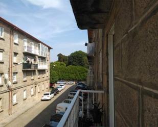 Vista exterior de Pis de lloguer en Vigo  amb Calefacció, Moblat i Forn