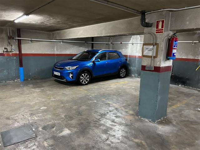 Garaje en Alquiler en Calle de Blasco de Garay, 13 en Gaztambide