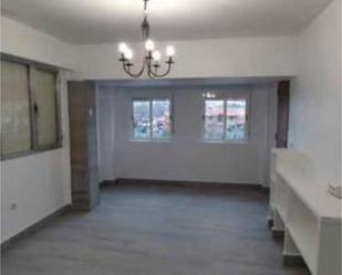 Menjador de Apartament de lloguer en Arnuero