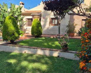Jardí de Casa o xalet en venda en Rincón de la Victoria amb Aire condicionat, Calefacció i Jardí privat