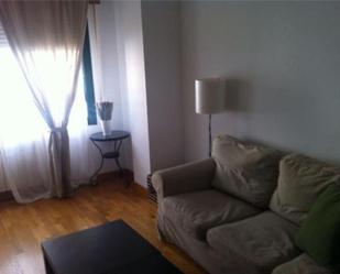 Living room of Flat to rent in Valladolid Capital  with Heating