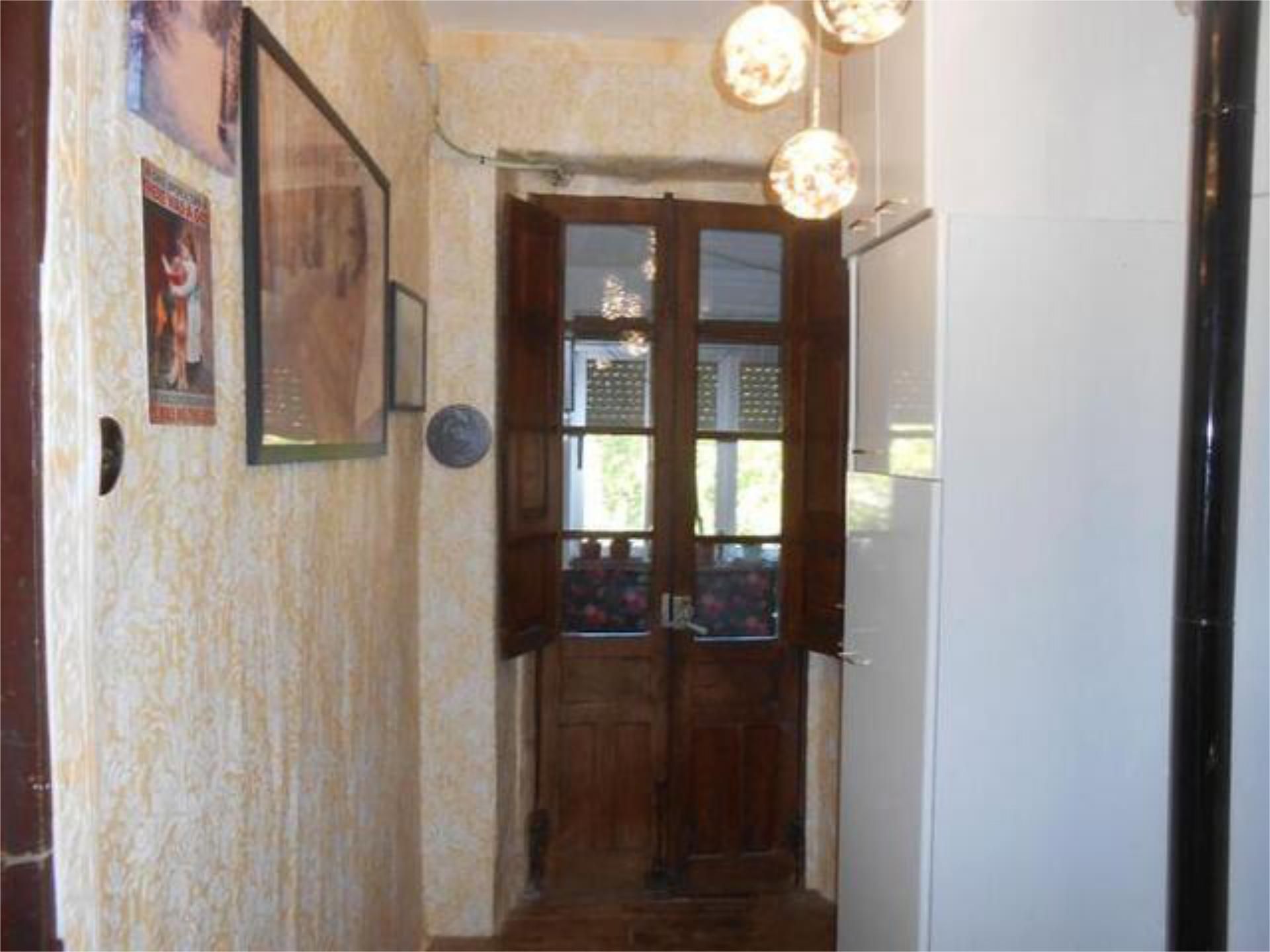 Casa o xalet en venda en Cármenes amb Jardí privat