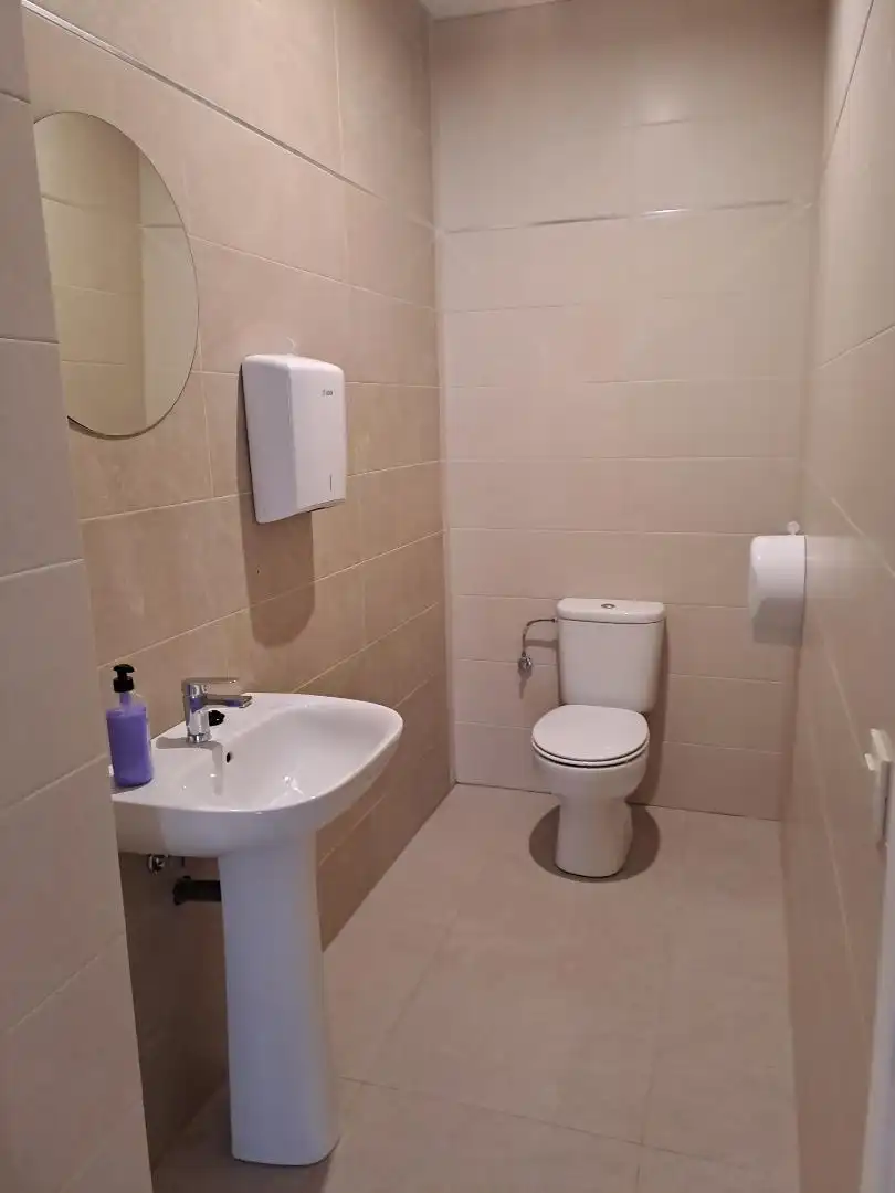 Baño de Local de alquiler en Hornachos