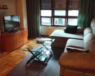 Sala d'estar de Pis en venda en Oviedo 