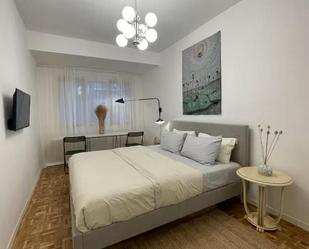 Dormitori de Apartament en venda en  Madrid Capital amb Aire condicionat i Balcó