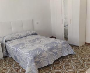Dormitori de Casa adosada per a compartir en  Murcia Capital amb Aire condicionat, Terrassa i Traster
