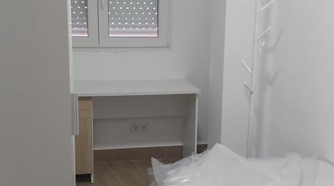 Photo 2 of Flat to share in Avenida de Andalucía, 52, Peñamefecit - Avda Barcelona, Jaén