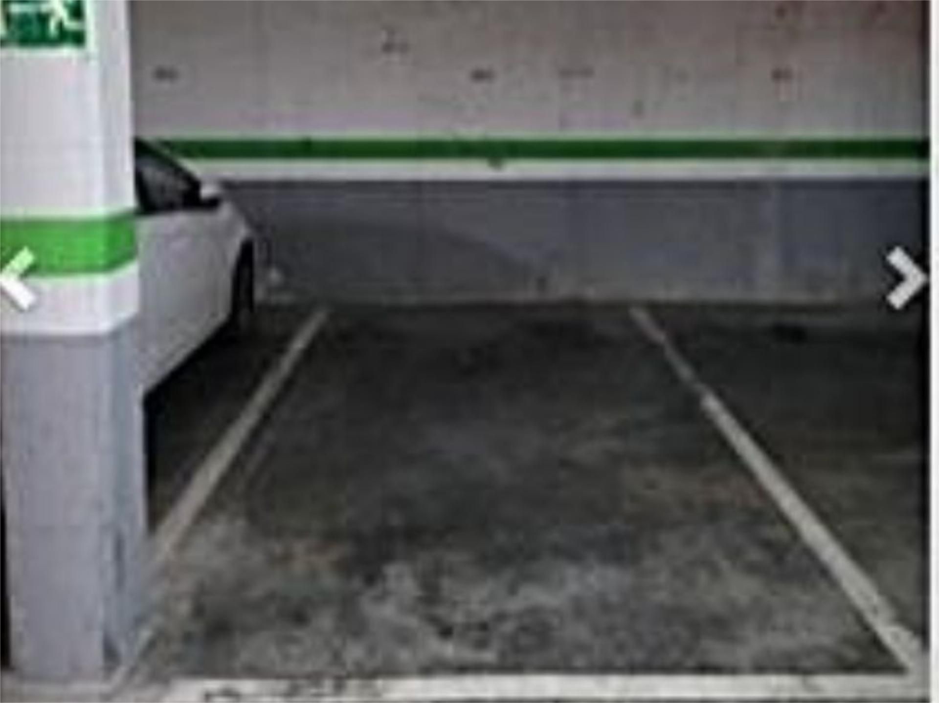 Aparcament de Garatge de lloguer en  Sevilla Capital