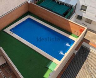 Piscina de Apartament de lloguer en Ciudad Real Capital amb Aire condicionat i Piscina