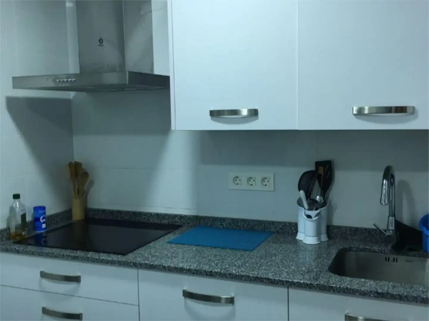 Wohnung zur Miete in Avenida de Los Comuneros, 1, Estación Küche von Wohnung zur Miete in Salamanca Capital mit Balkon