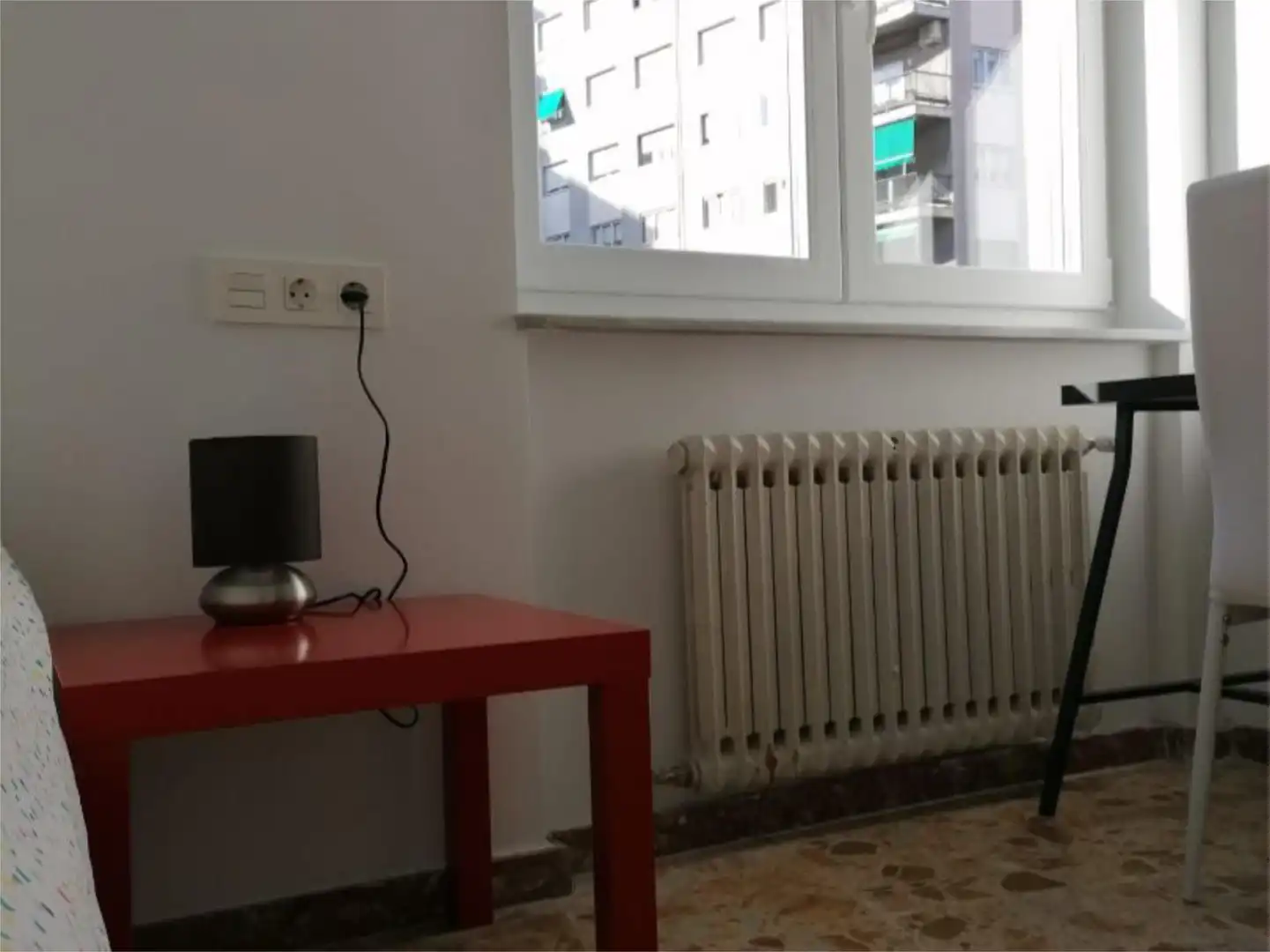 Wohnung zur Miete in Avenida de Los Comuneros, 1, Estación Schlafzimmer von Wohnung zur Miete in Salamanca Capital mit Balkon