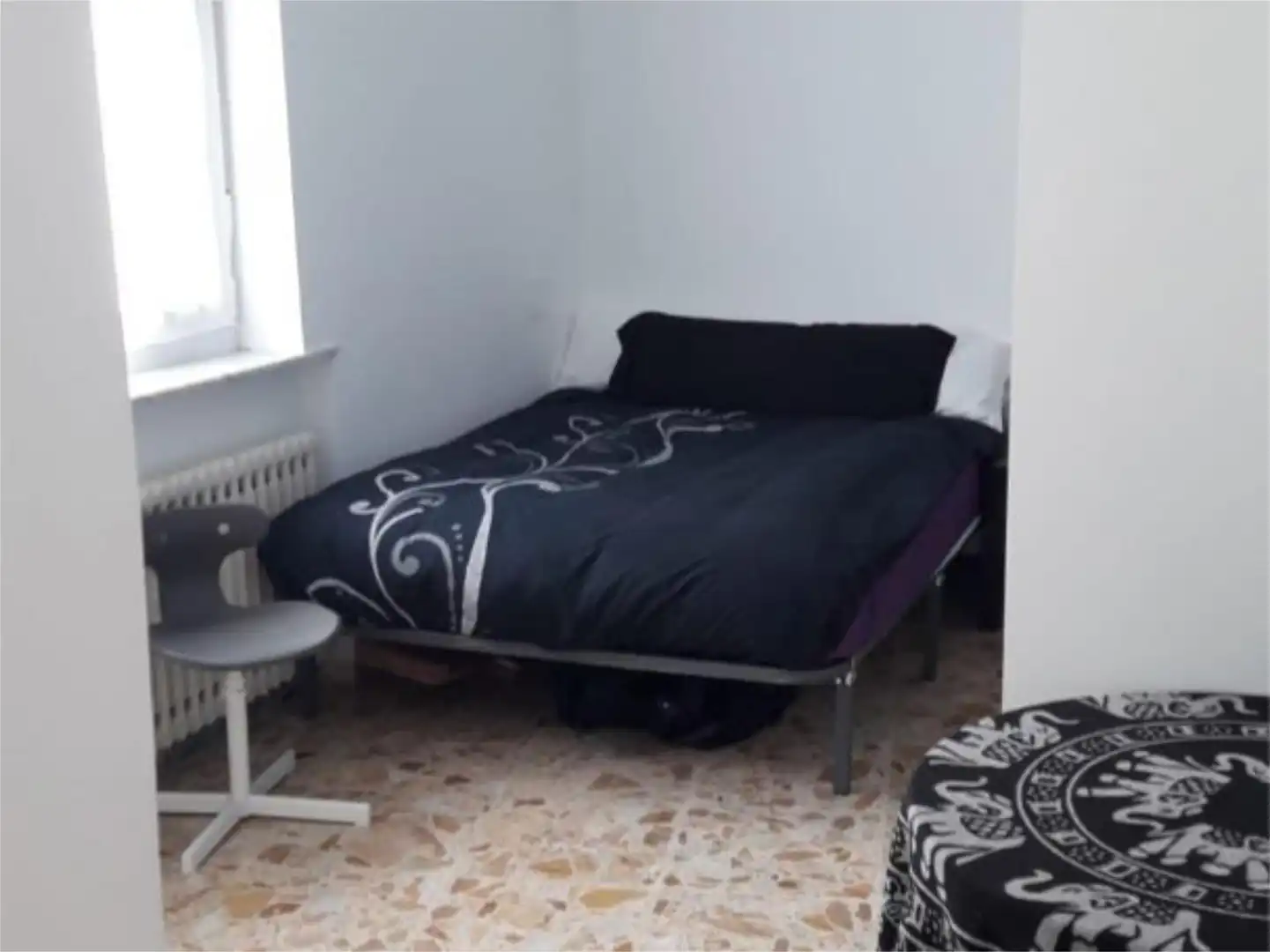 Wohnung zur Miete in Avenida de Los Comuneros, 1, Estación Schlafzimmer von Wohnung zur Miete in Salamanca Capital mit Balkon