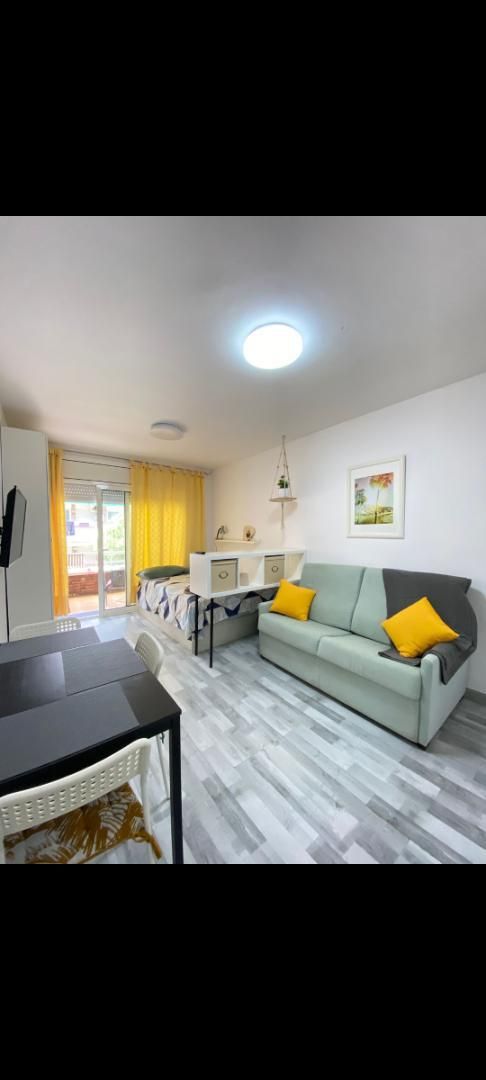 Dormitori de Apartament en venda en Lloret de Mar amb Terrassa