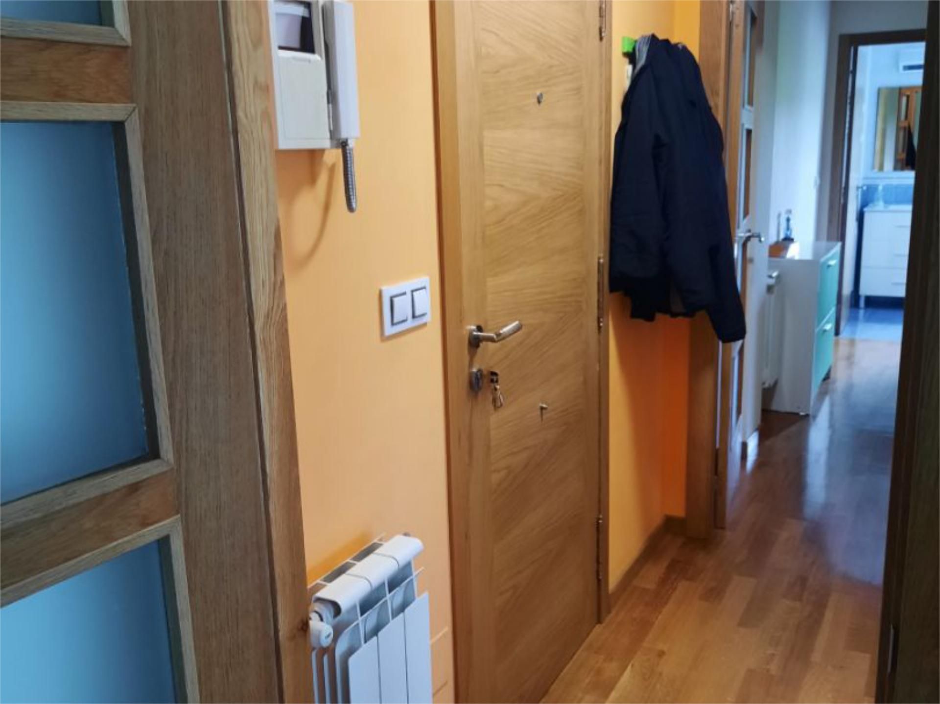 Pis en venda en Ames amb Calefacció, Parquet i Traster