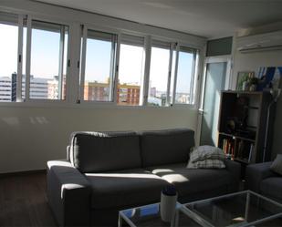 Living room of Flat to share in  Sevilla Capital  with Air Conditioner, Terrace and Storage room