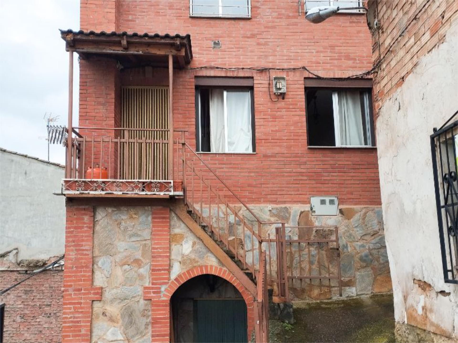 Exterior view of House or chalet for sale in Nalda