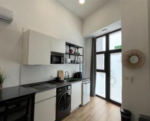 Kitchen of Flat for sale in  Valencia Capital  with Air Conditioner, Heating and Furnished