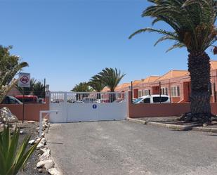 Vista exterior de Dúplex en venda en Antigua