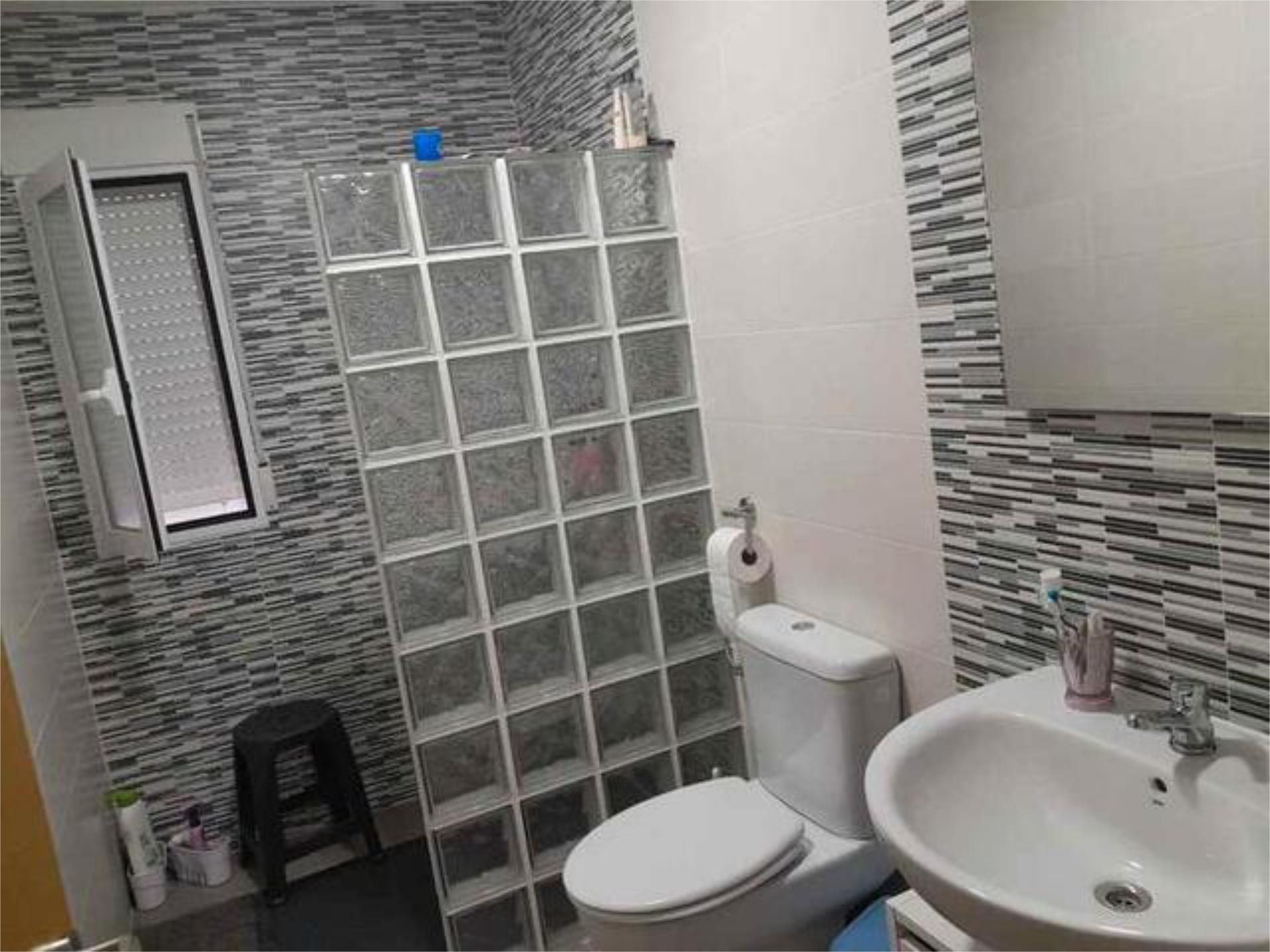Bany de Casa o xalet de lloguer en Yeste