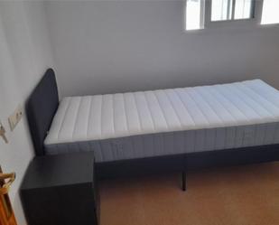 Flat to share in Calle Jarapalos, 15, Centro