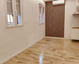 Flat for sale in  Madrid Capital  with Air Conditioner and Heating