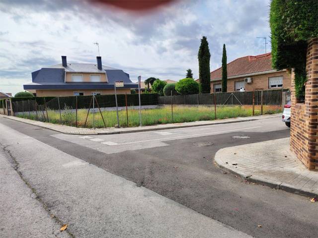 Terreno residencial en Venta en Calle Poniente, 3 en Griñón