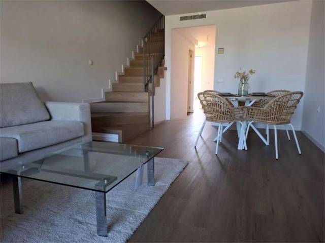 Piso en Venta en Carrer Praga, 34 en Golf Bahía