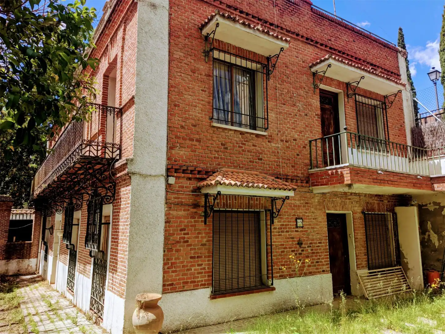 Casa o chalet en venta en Calle Gonzalo Calamita, 16, Centro Vista exterior de Casa o chalet en venta en Villaviciosa de Odón con Terraza, Piscina y Balcón