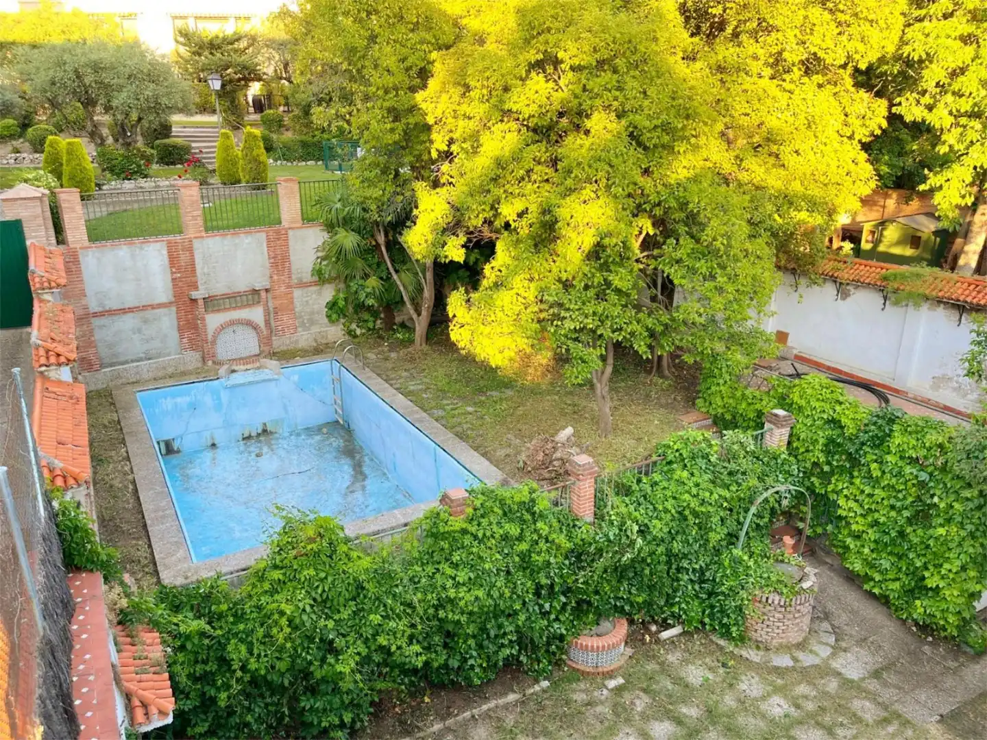 Casa o chalet en venta en Calle Gonzalo Calamita, 16, Centro Piscina de Casa o chalet en venta en Villaviciosa de Odón con Terraza, Piscina y Balcón