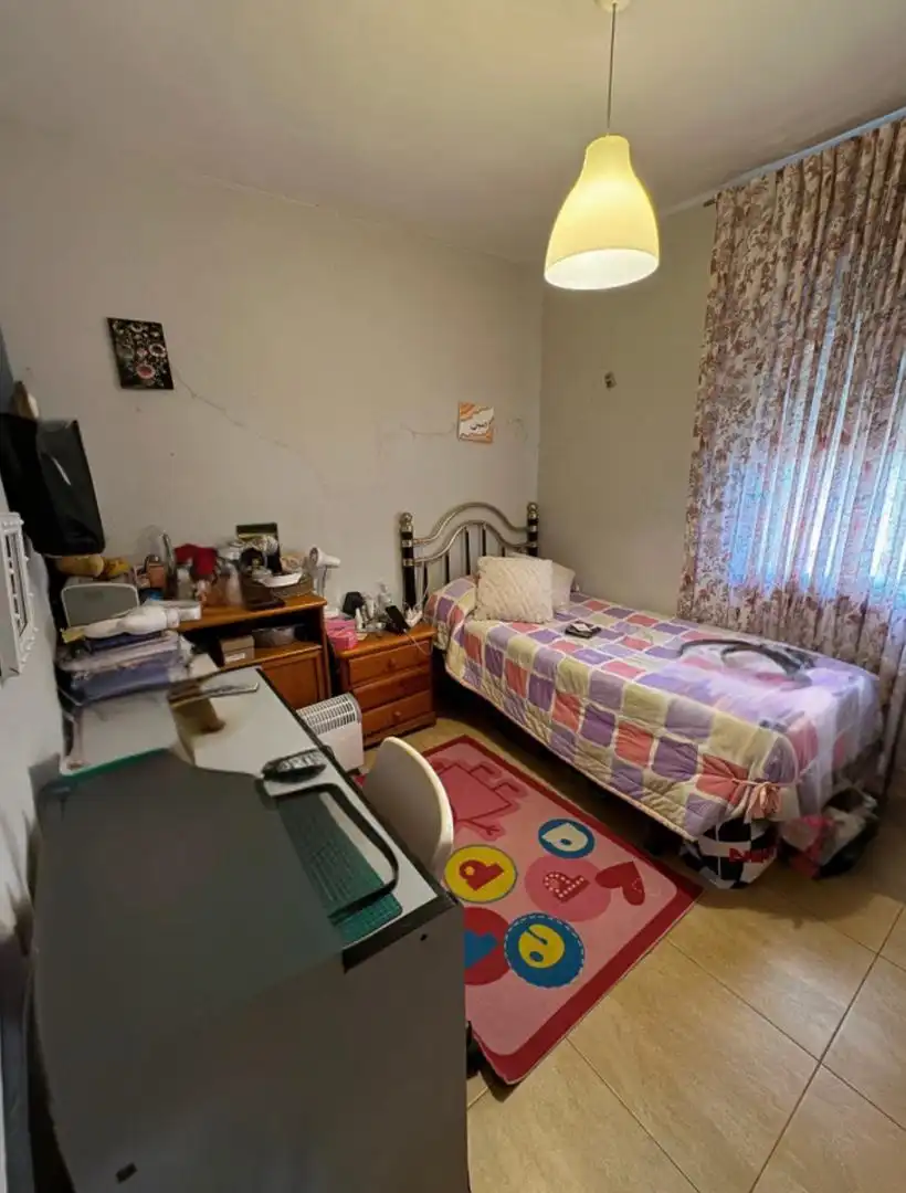 Flat for sale in Calle Salud de los Enfermos, 1, La Oliva Bedroom of Flat for sale in Sevilla with Air Conditioner