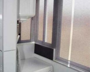 Exterior view of Flat to share in  Sevilla Capital
