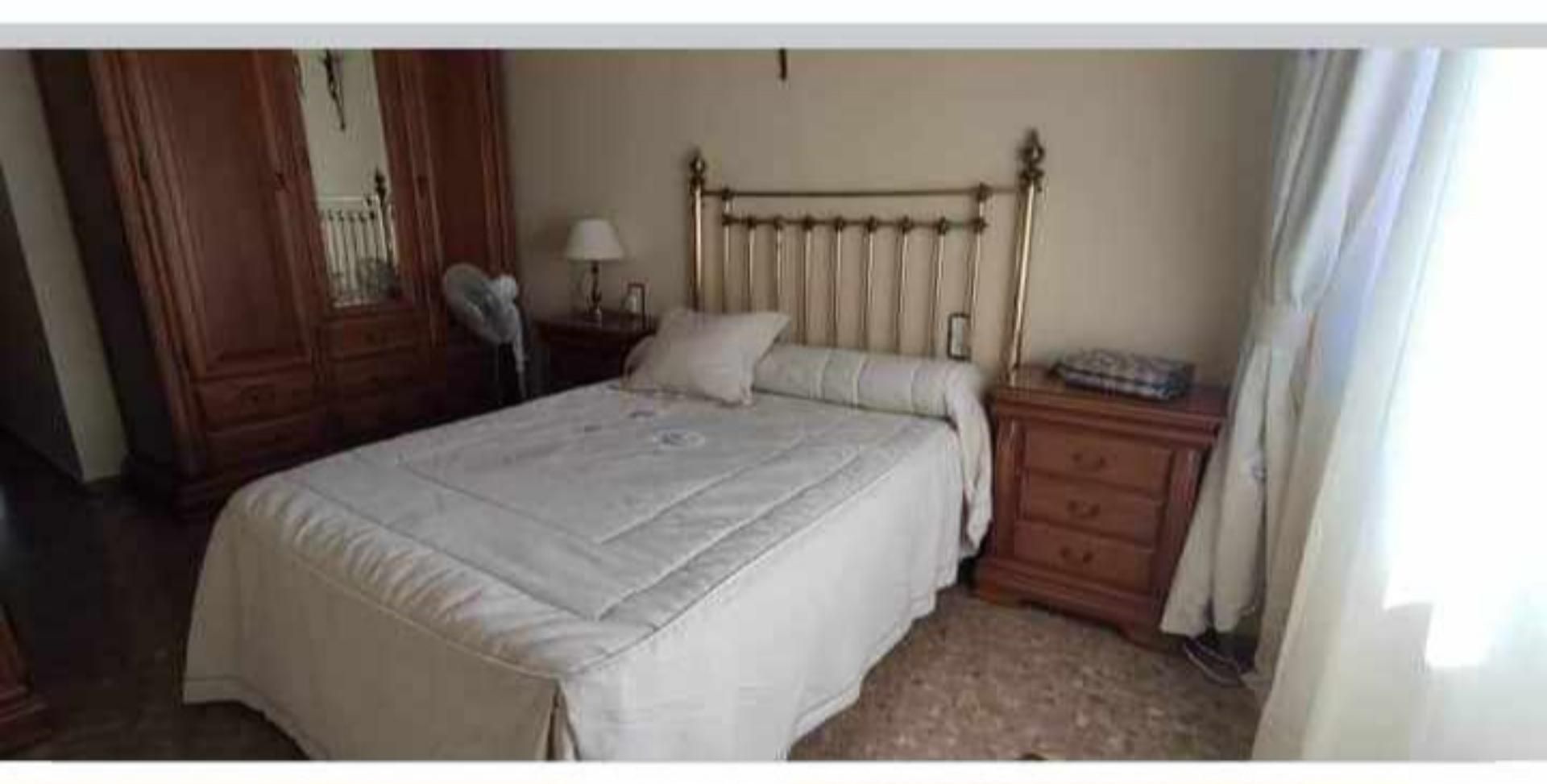 Bedroom of Flat to share in Antequera  with Air Conditioner, Furnished and Oven