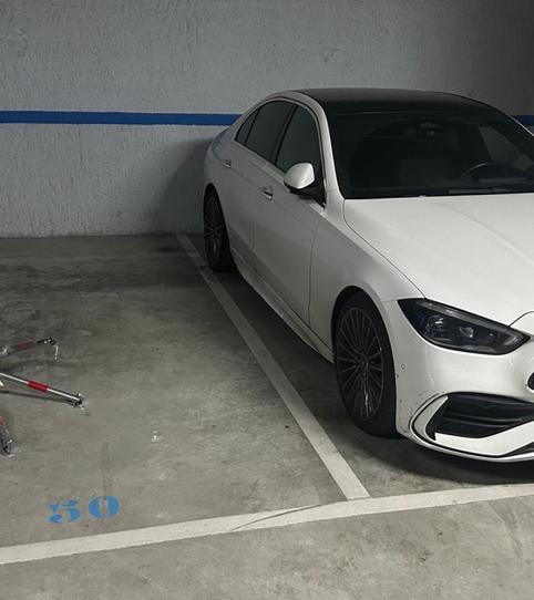 Photo 2 of Garage for rent in Carrer General Manso, 16, Roses - Castellbell, Sant Feliu de Llobregat