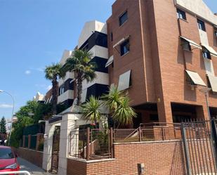 Vista exterior de Pis de lloguer en Pozuelo de Alarcón amb Calefacció, Jardí privat i Parquet