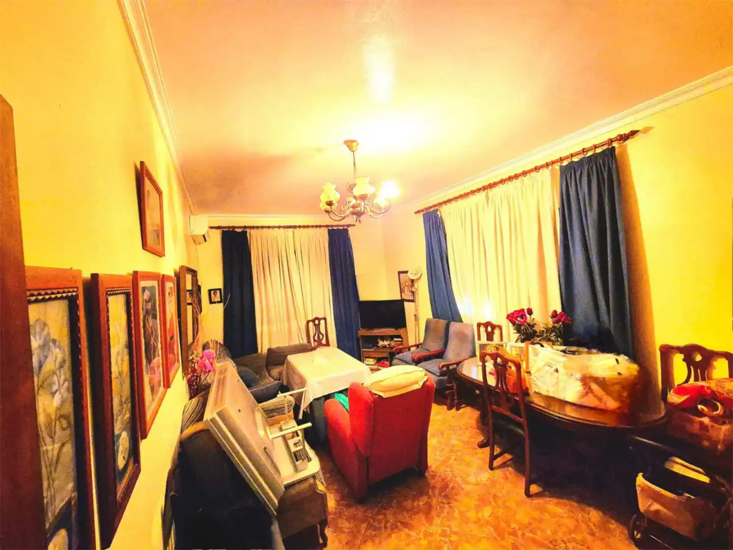 Sala de estar de Casa o chalet en venta en Utrera con Aire acondicionado, Calefacción y Jardín privado