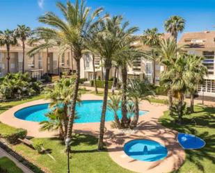 Vista exterior de Pis en venda en Jávea / Xàbia amb Aire condicionat, Terrassa i Piscina