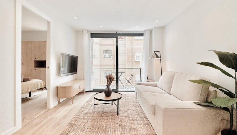 Foto 1 de Oficina de lloguer a Carrer Joventut, 93, La Torrassa, Barcelona