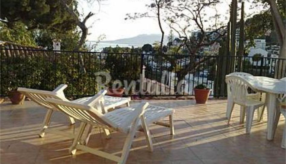 Haus oder Chalet zum Verkauf in Calle Fernández Shaw, 42, Pedregalejo - Morlaco, Málaga Capital - Bild 1 Foto 1 von Haus oder Chalet zum Verkauf in Calle Fernández Shaw, 42, Pedregalejo - Morlaco, Málaga Capital