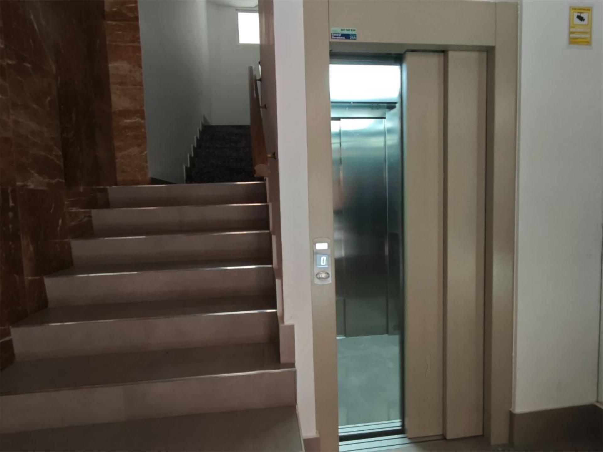 Flat for sale in  Albacete Capital  with Terrace and Balcony