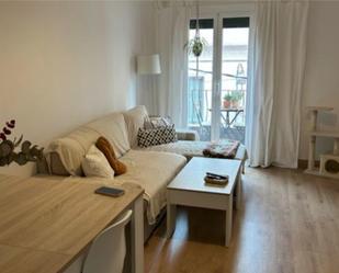 Living room of Flat to rent in  Barcelona Capital  with Parquet flooring and Balcony