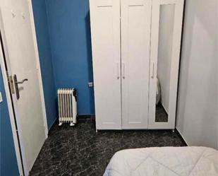 Bedroom of Flat to rent in Sabadell