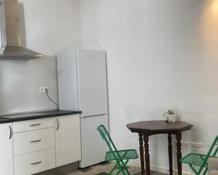 Kitchen of Flat for sale in  Sevilla Capital  with Air Conditioner and Parquet flooring